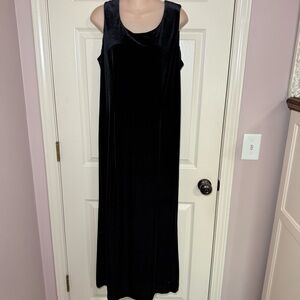 Vintage R&M Richards Maxi Dress Women Size 12 Black Velvet Whimsigoth Vamp Slit